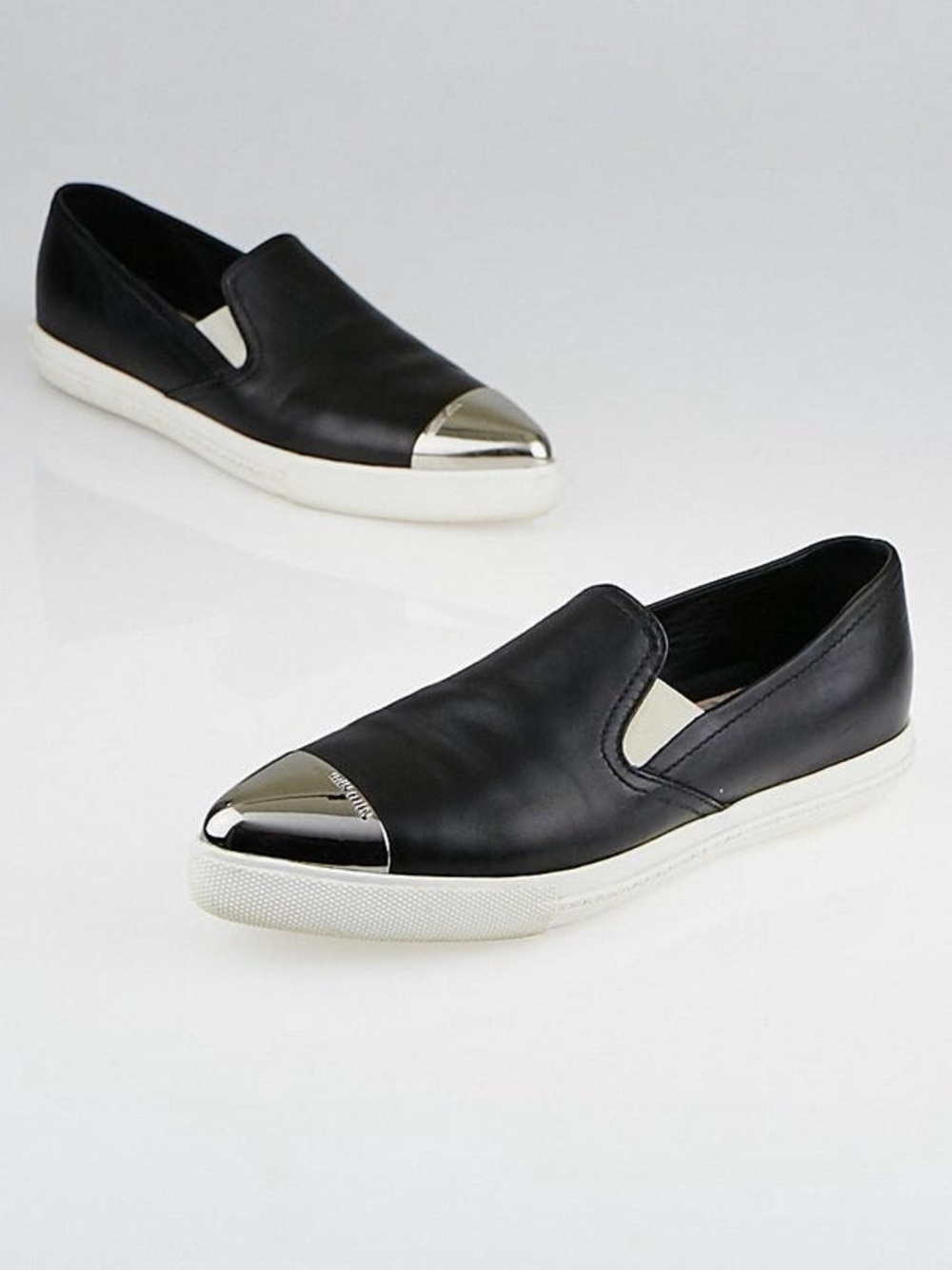 MIU MIU Silver Toe Leather Sneakers